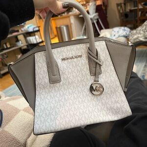 Small Michael Kors Gray and White Women's Bag